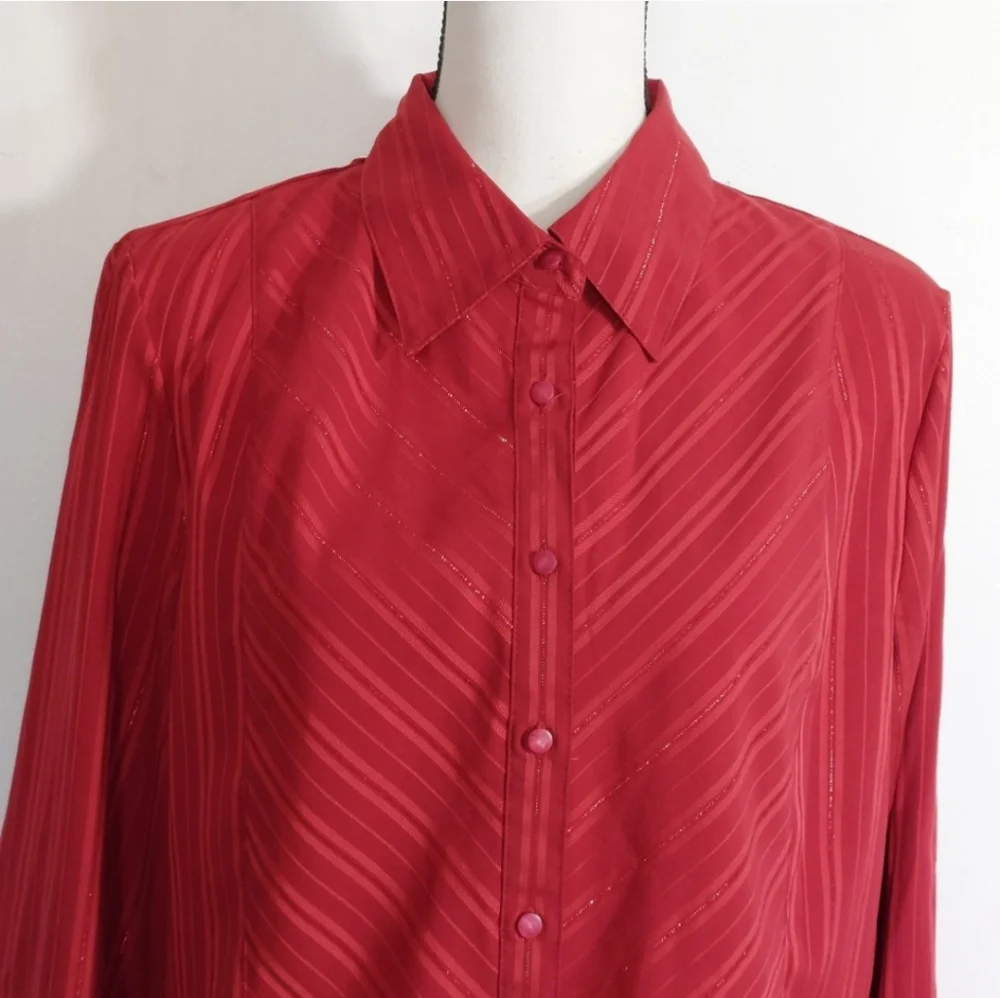 East 5th Red Metallic Diagonal Stripes Button Front Blouse Size XL - Picture 2 of 11